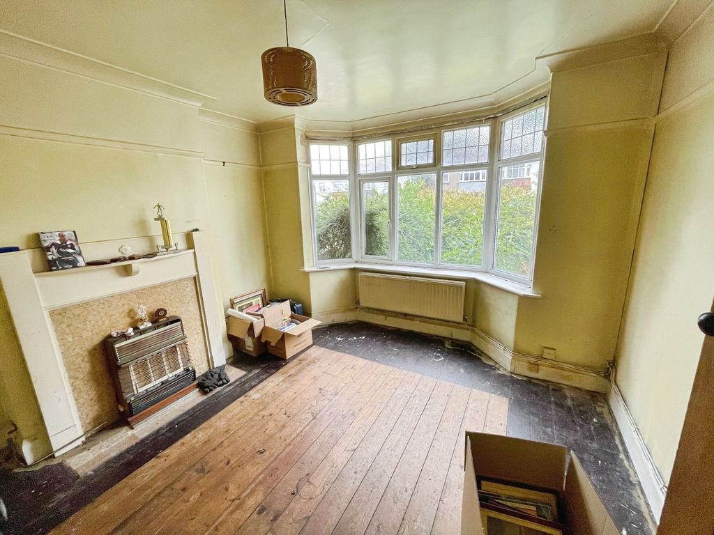 Property photo 3 of 11 Picture No. 06