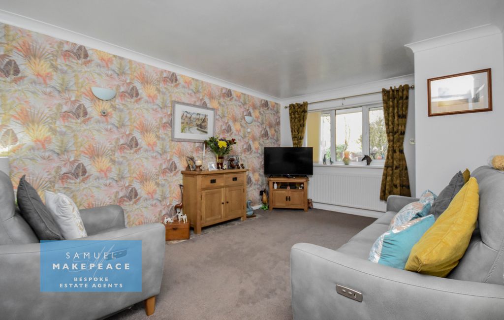 Property photo 2 of 23 Gallery