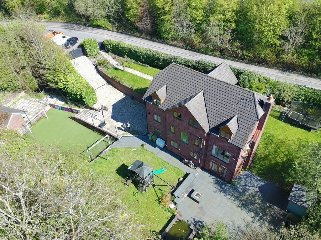 Property photo 3 of 38