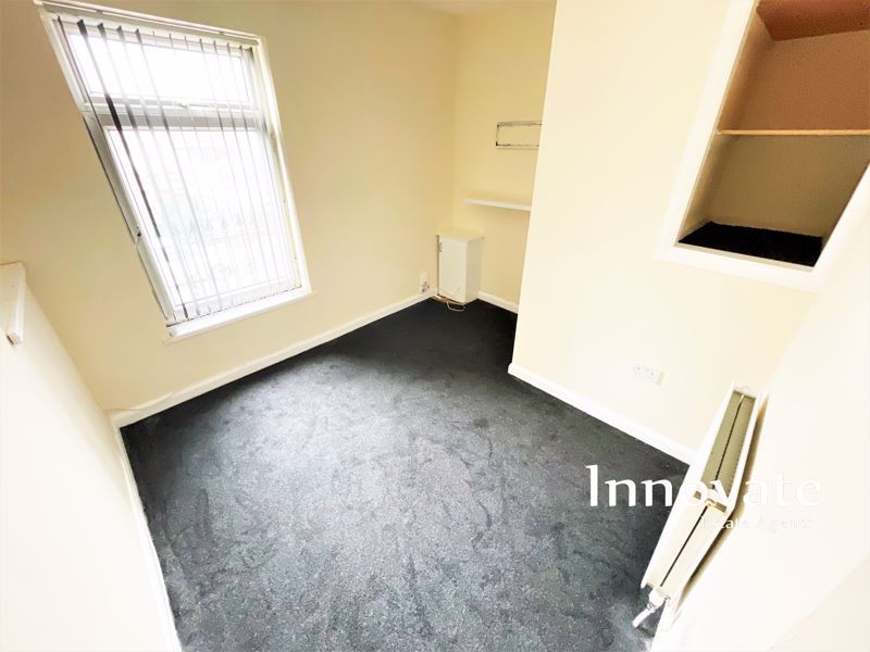 Property photo 3 of 6 Photo 2