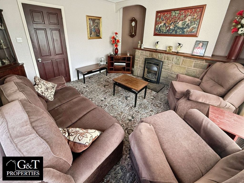 Property photo 3 of 31 Reception Room