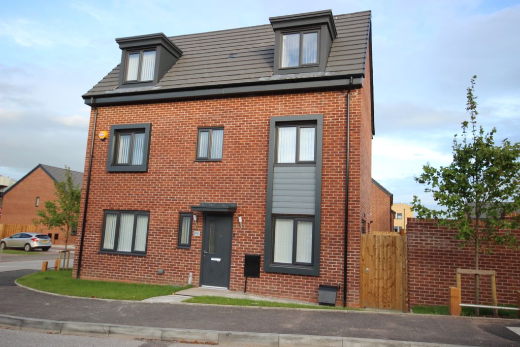 Property photo 1 of 2