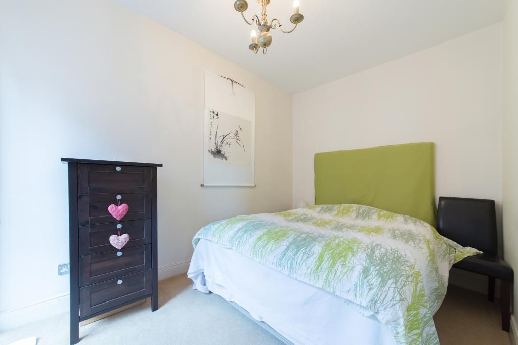 Property photo 2 of 7 Bedroom