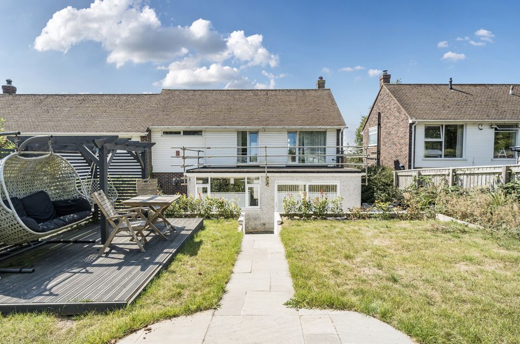 Property photo 1 of 16 1336884-2-68A87d4...