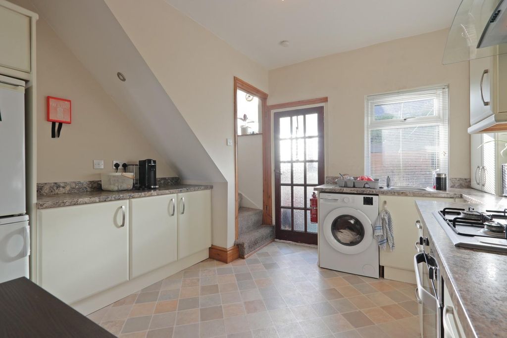 Property photo 3 of 22 Kitchen Diner