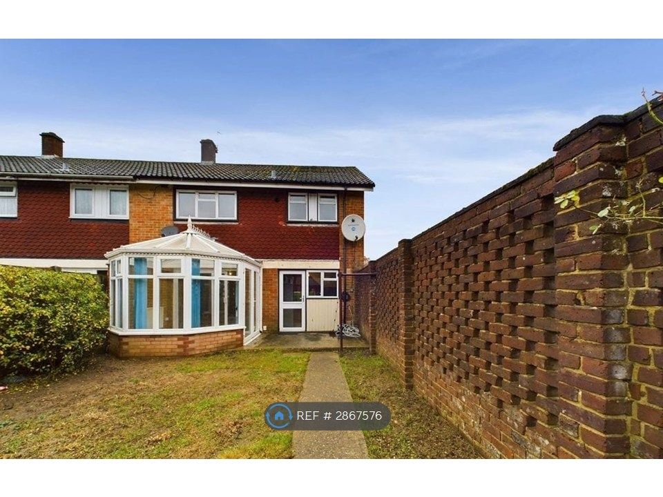 Property photo 2 of 13