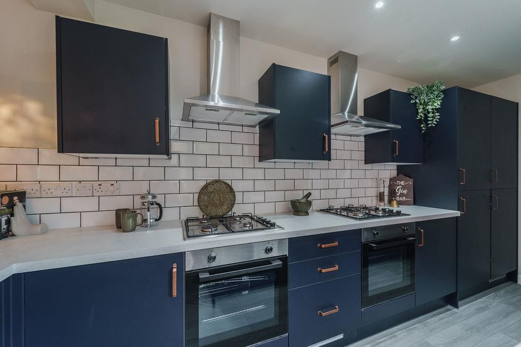 Property photo 3 of 7 062-A7R01680-Hdr.Jpg