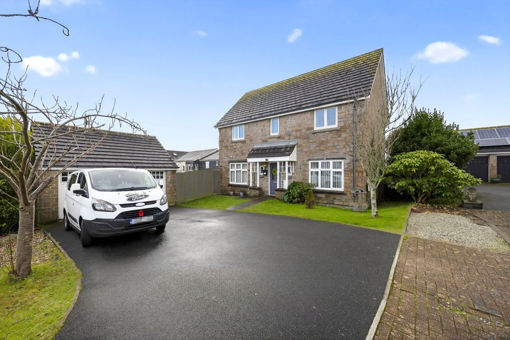 Property photo 1 of 24