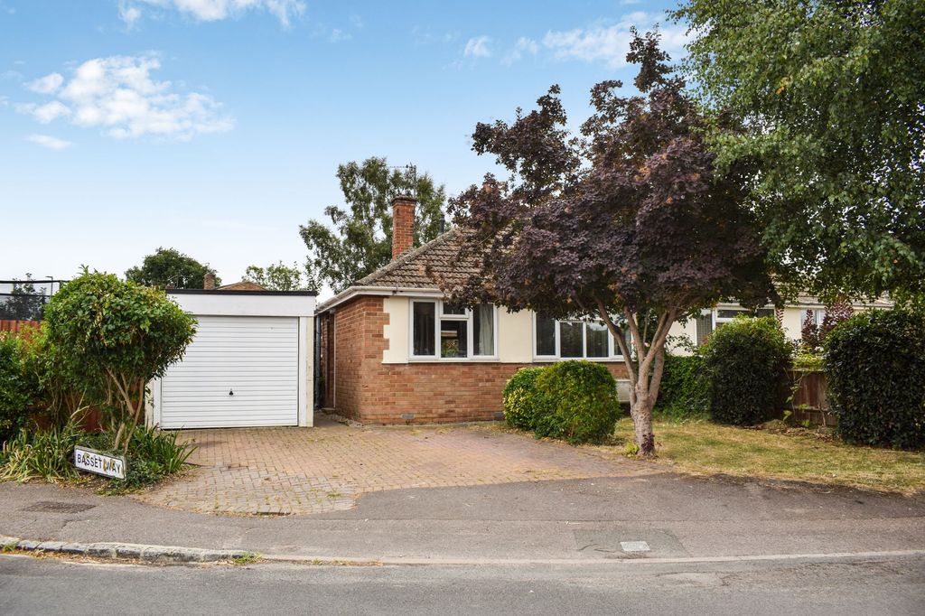 Property photo 1 of 8