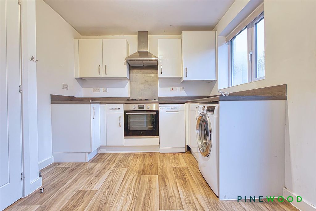 Property photo 3 of 22 Kitchen Diner