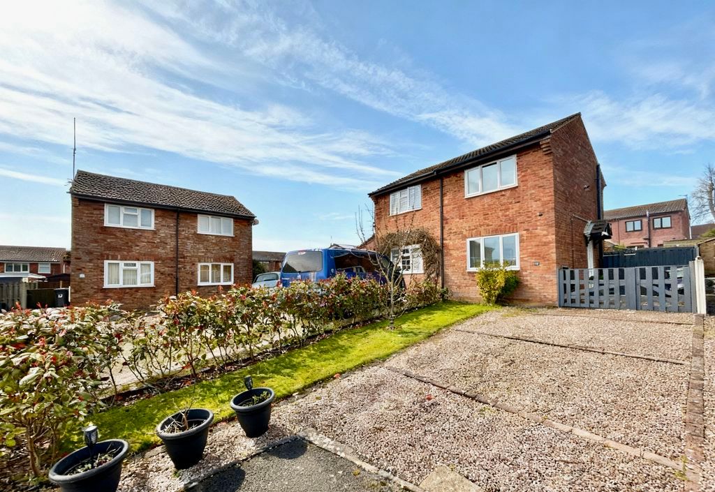 Property photo 1 of 19 Photo 3