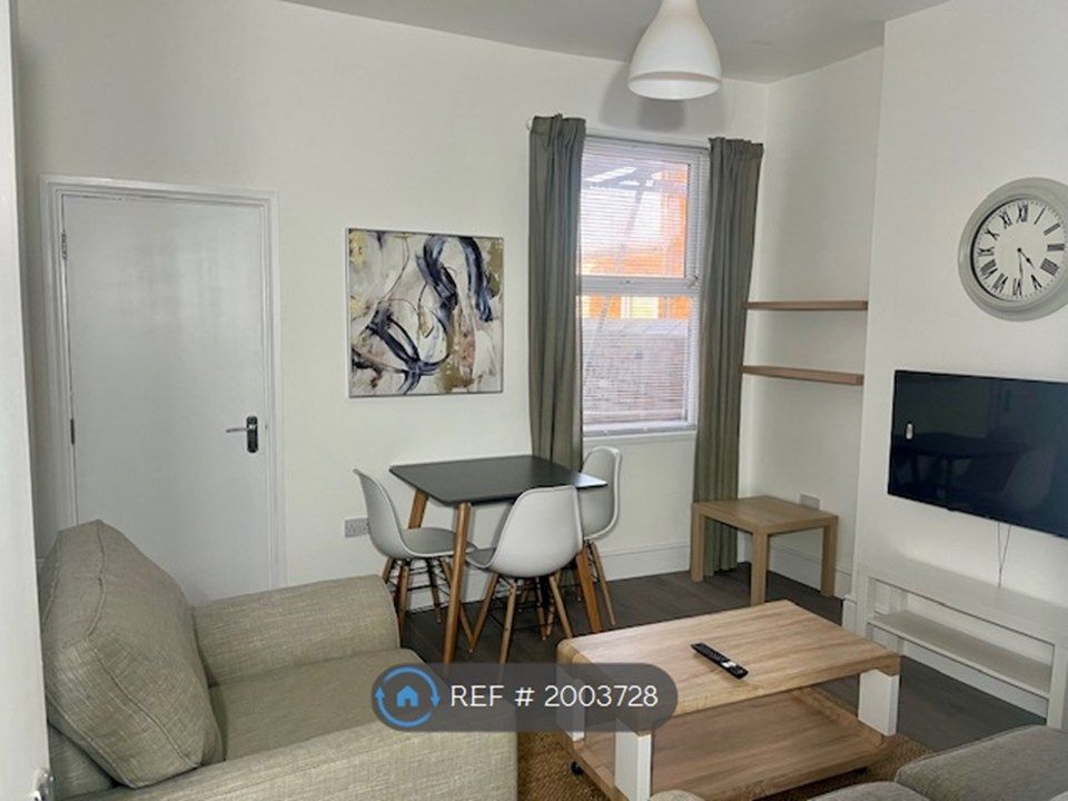 Property photo 3 of 31