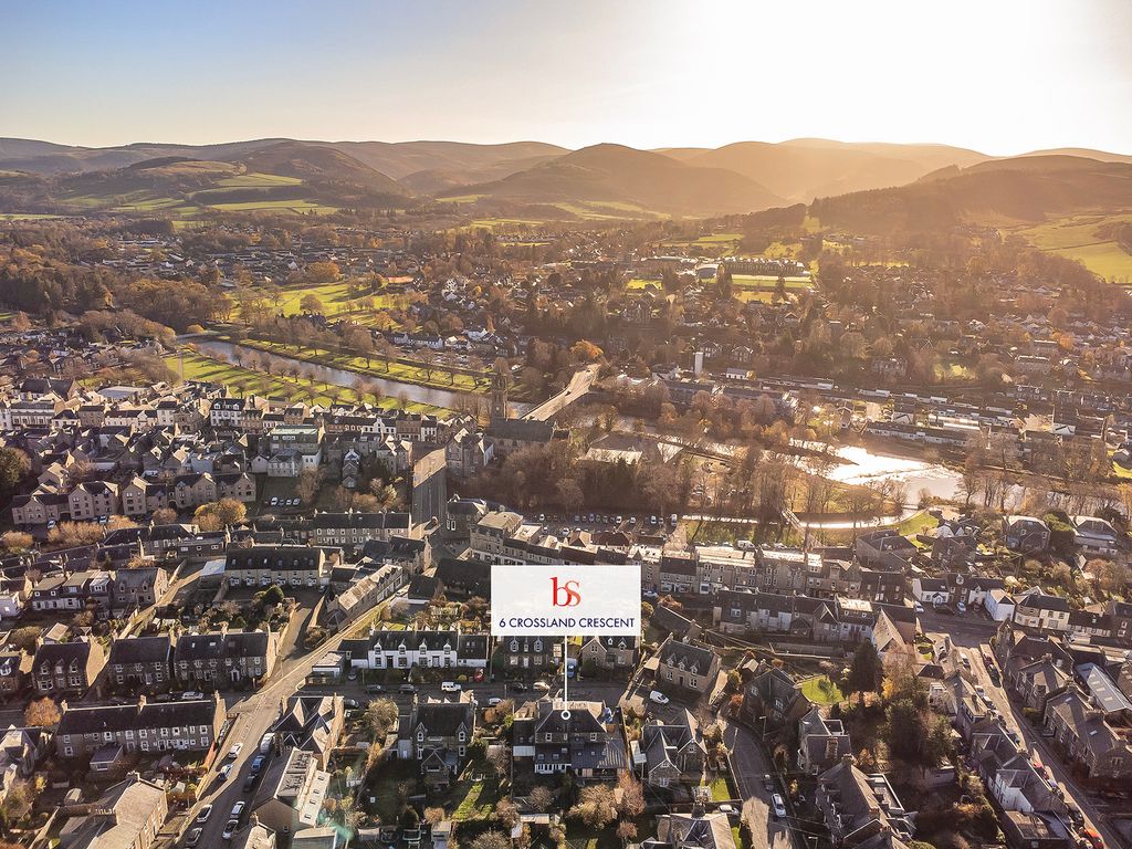 Property photo 2 of 28 Property Image 2