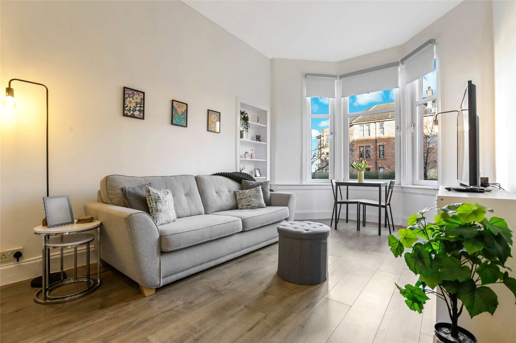 Property photo 2 of 21 Picture No. 07