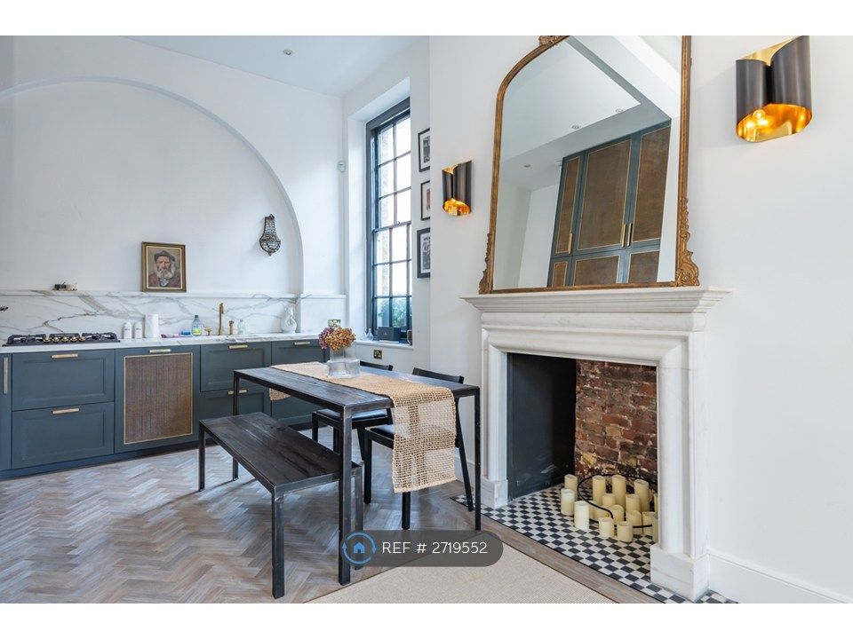 Property photo 3 of 27