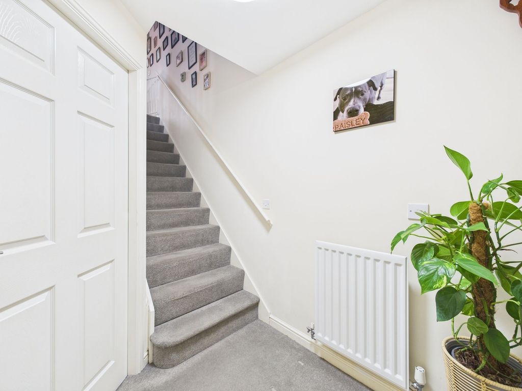 Property photo 3 of 24