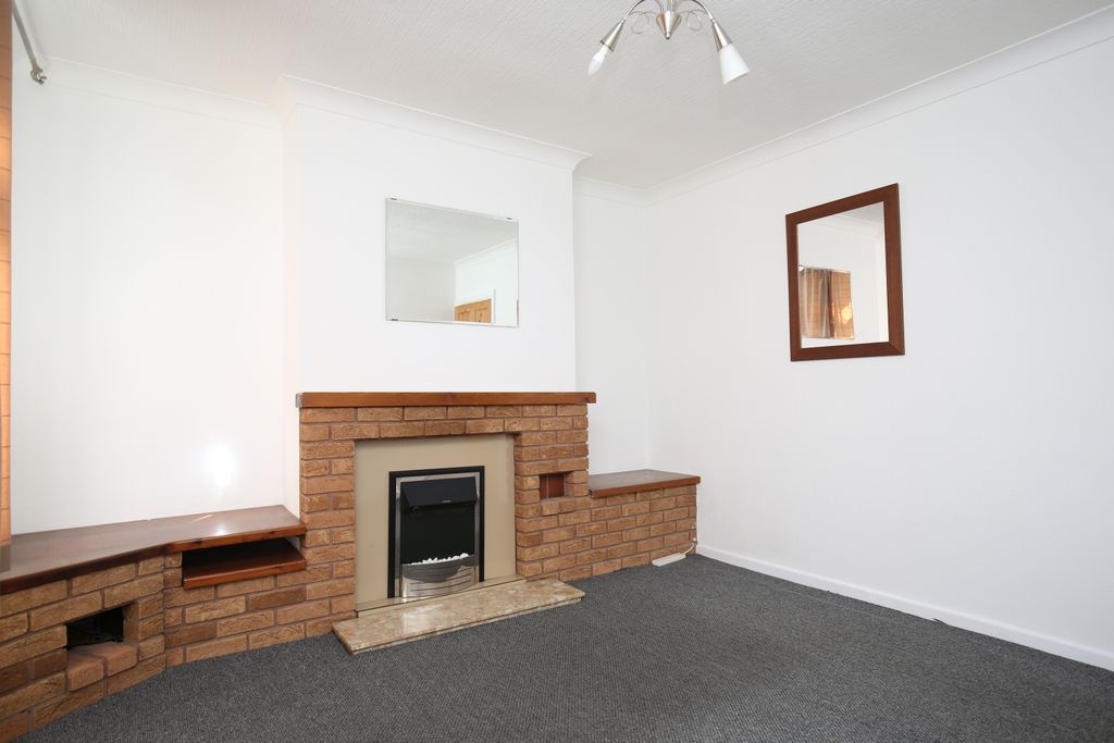 Property photo 3 of 9 4X8A7519