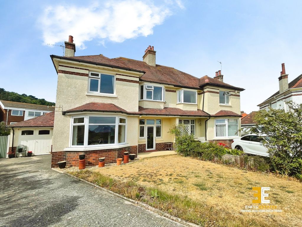 Property photo 1 of 34