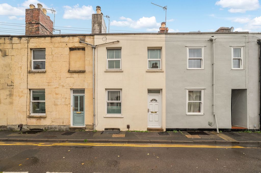 Property photo 1 of 10