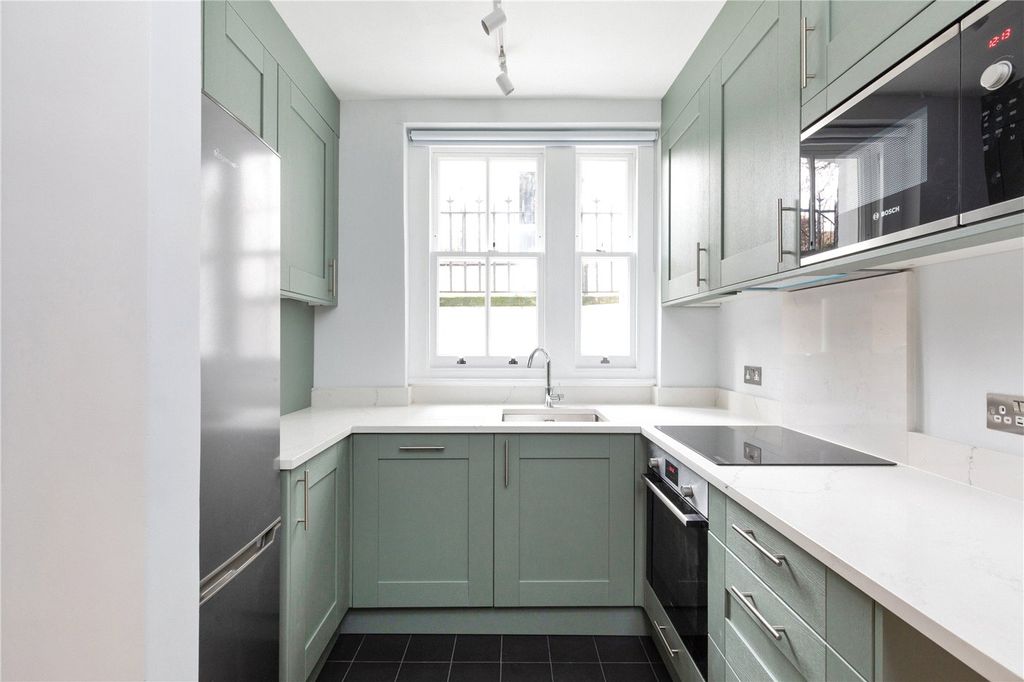 Property photo 3 of 14 Picture No. 48