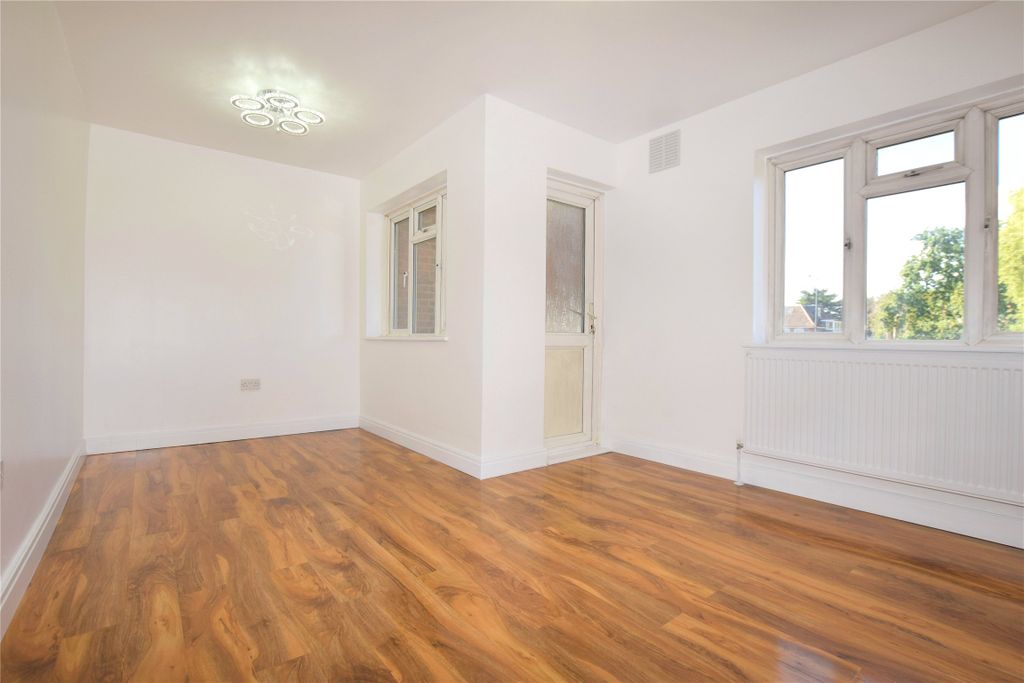 Property photo 3 of 8 Living Room