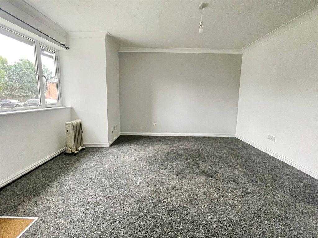 Property photo 2 of 8 Reception Room