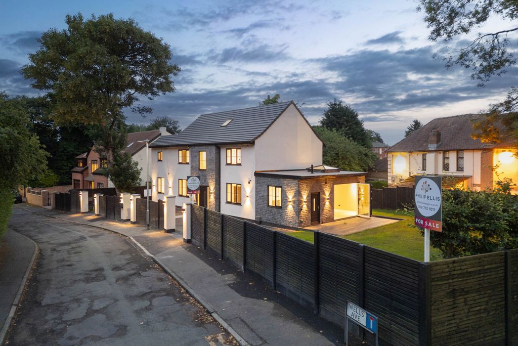 Property photo 2 of 77 Twilight External