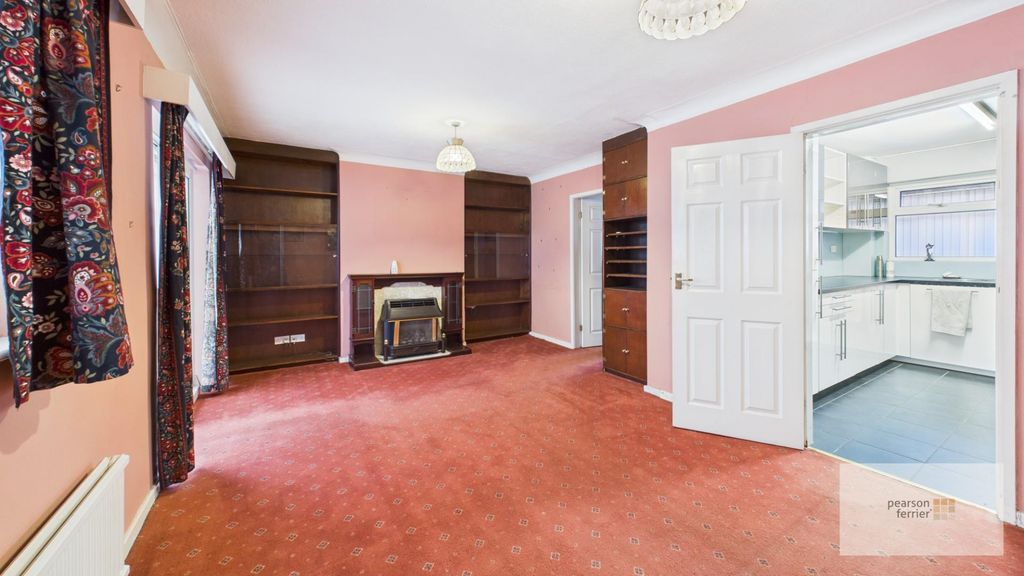 Property photo 3 of 21