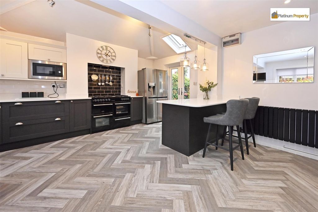 Property photo 2 of 22 Rhm_7702.Jpg