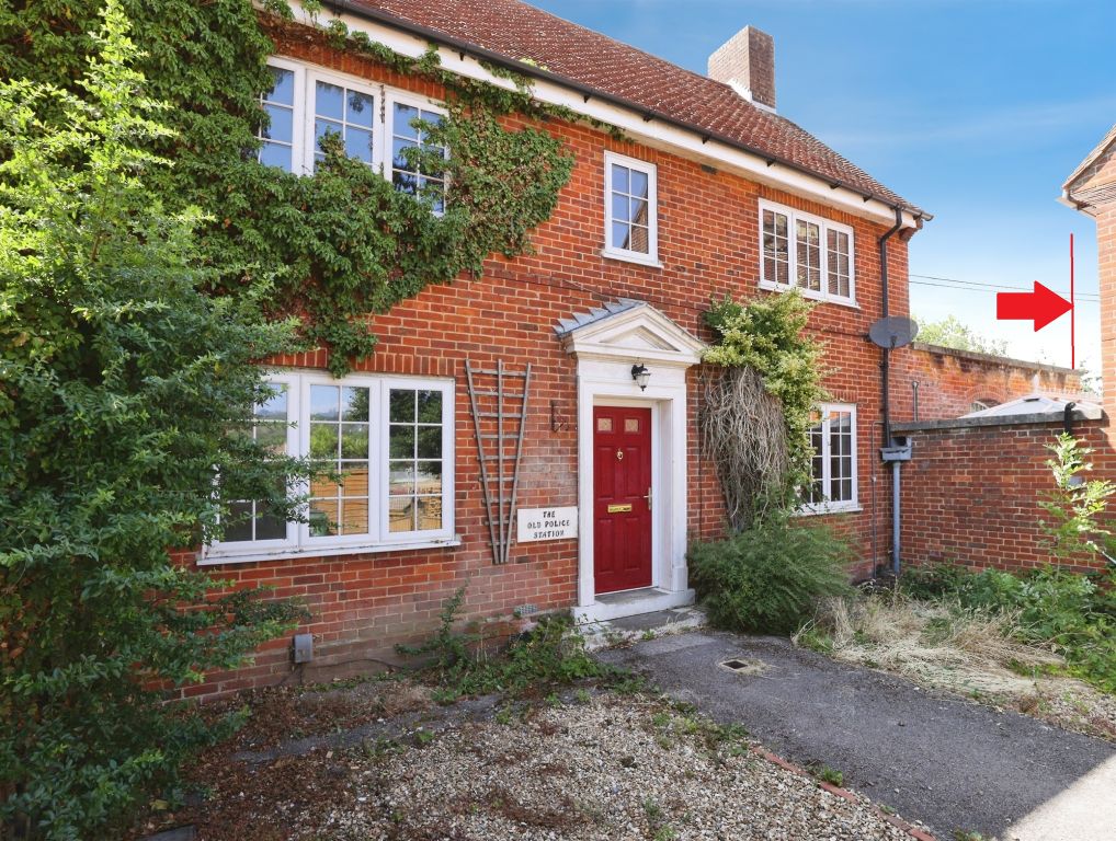 Property photo 2 of 19