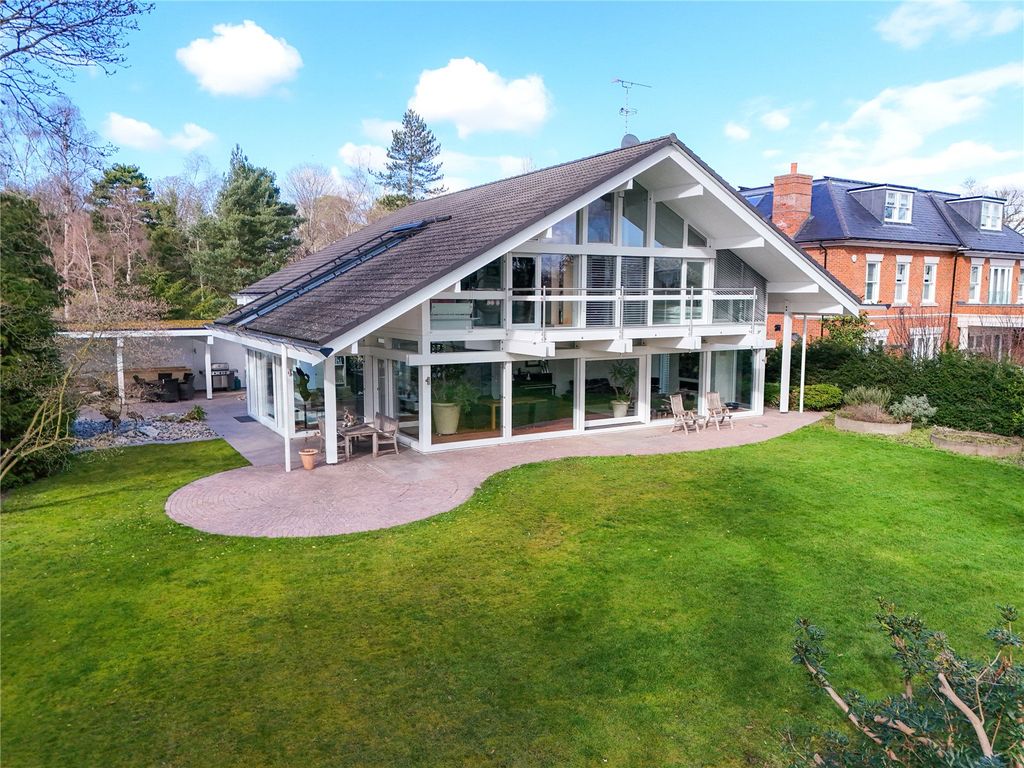 Property photo 1 of 19 Picture No. 02