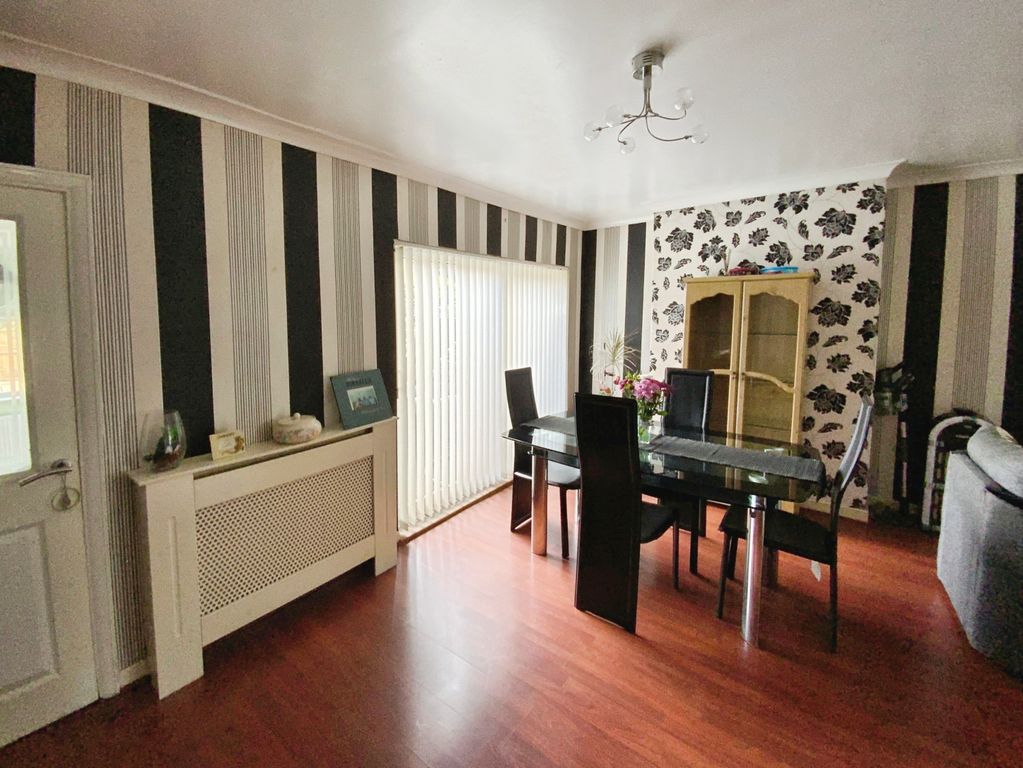 Property photo 3 of 10 Photo #3