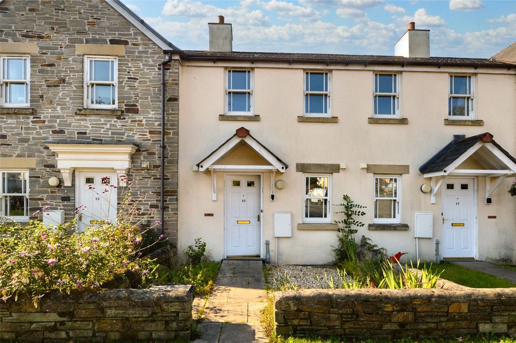 Property photo 1 of 15 Front Aspect