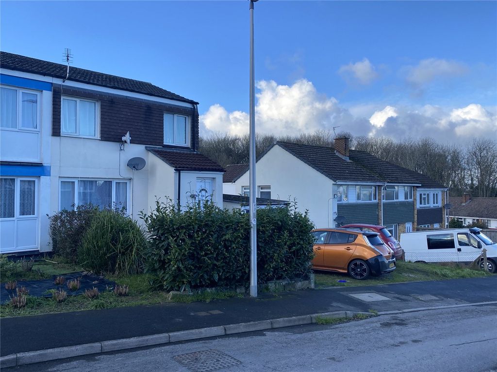 Property photo 3 of 4 Picture No. 04