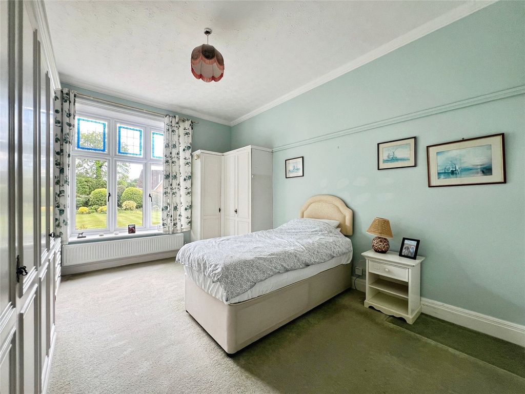 Property photo 3 of 19 Picture No. 11