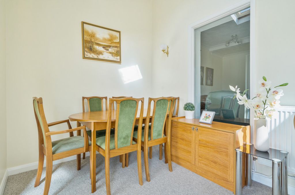 Property photo 3 of 14 1346905-26-68B5A9...