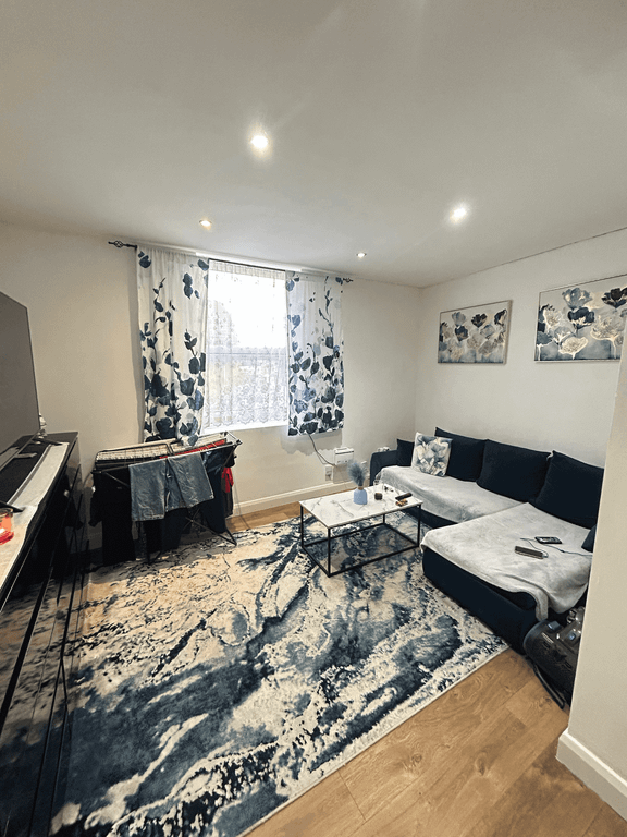 Property photo 1 of 5