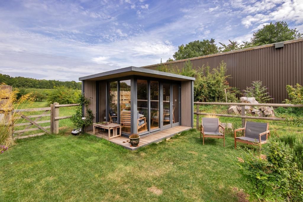 Property photo 2 of 15 Photo 2