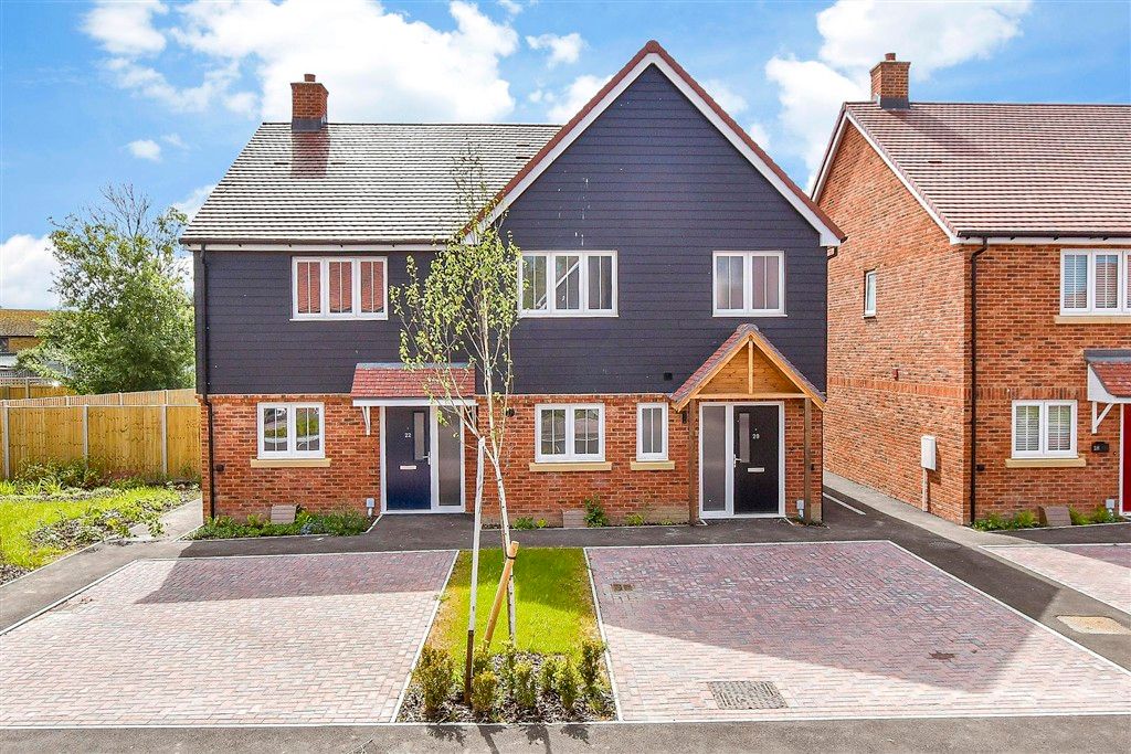 Property photo 1 of 16 External (Web)