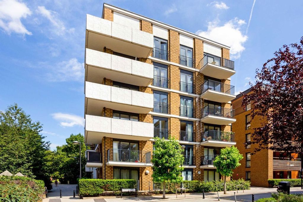 Property photo 1 of 8