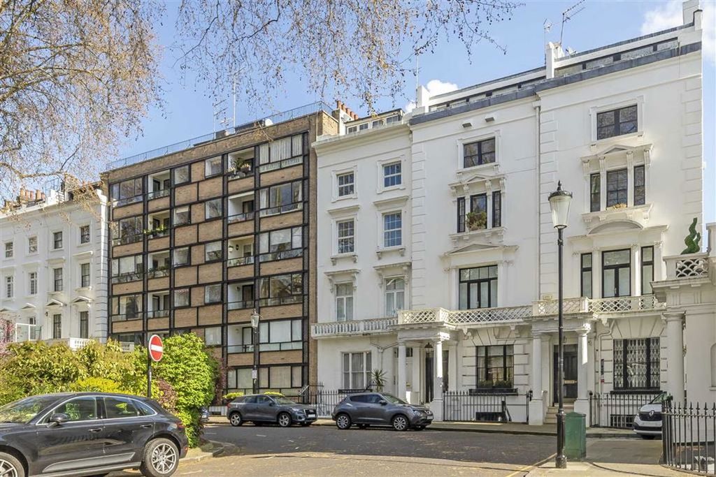 Property photo 3 of 3