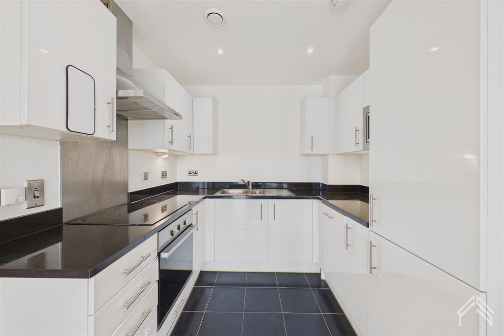 Property photo 3 of 8 Rvkpfk-8Au20Subf8_Ctjg.Jpg