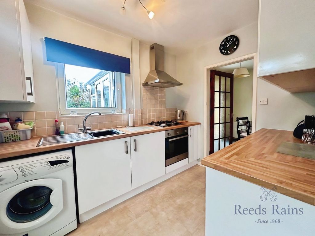 Property photo 3 of 17 Picture No. 14