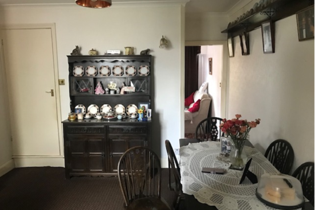 Property photo 3 of 13 38 Spring Gardens, Leicester, Leicestershire, Le9 4DX