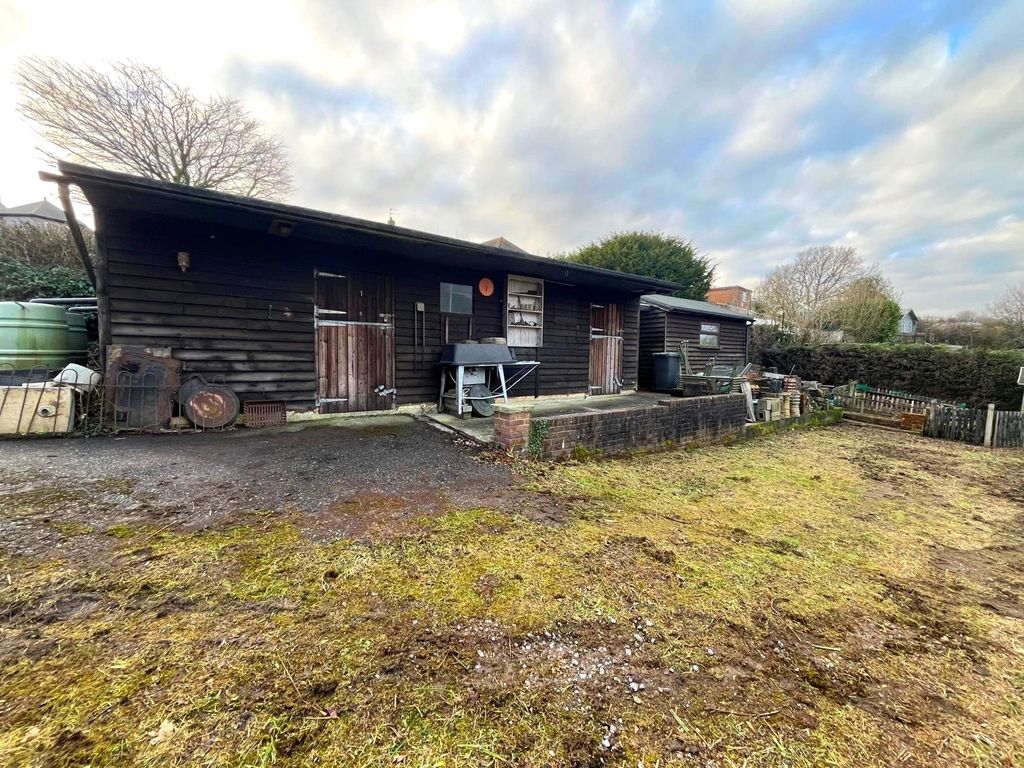 Property photo 2 of 6 Picture No. 02