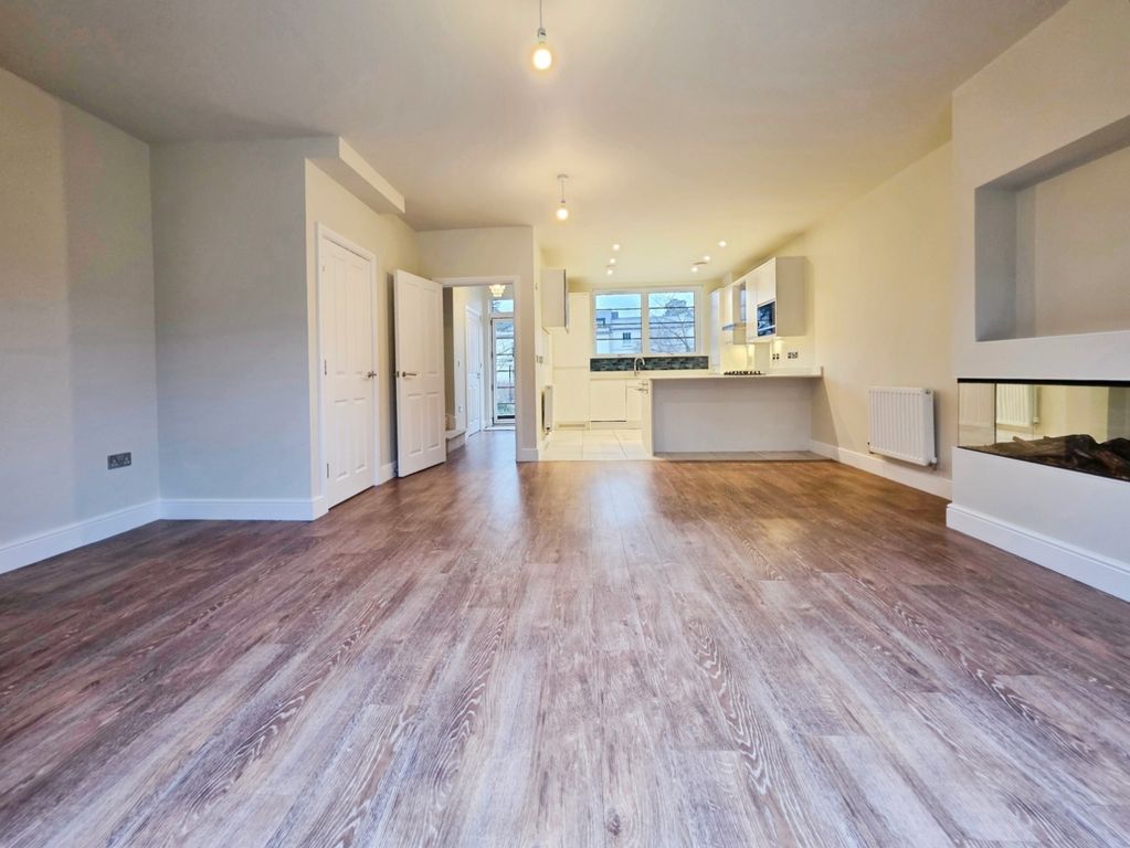 Property photo 3 of 12 Pbox-Img.Jpg