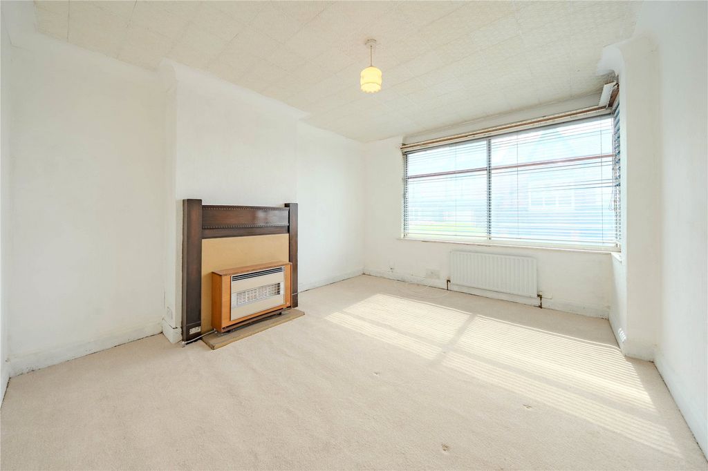 Property photo 2 of 12 Picture No. 14
