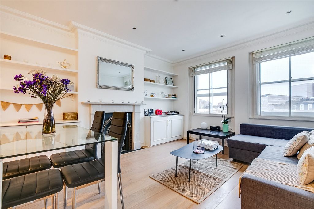 Property photo 1 of 8