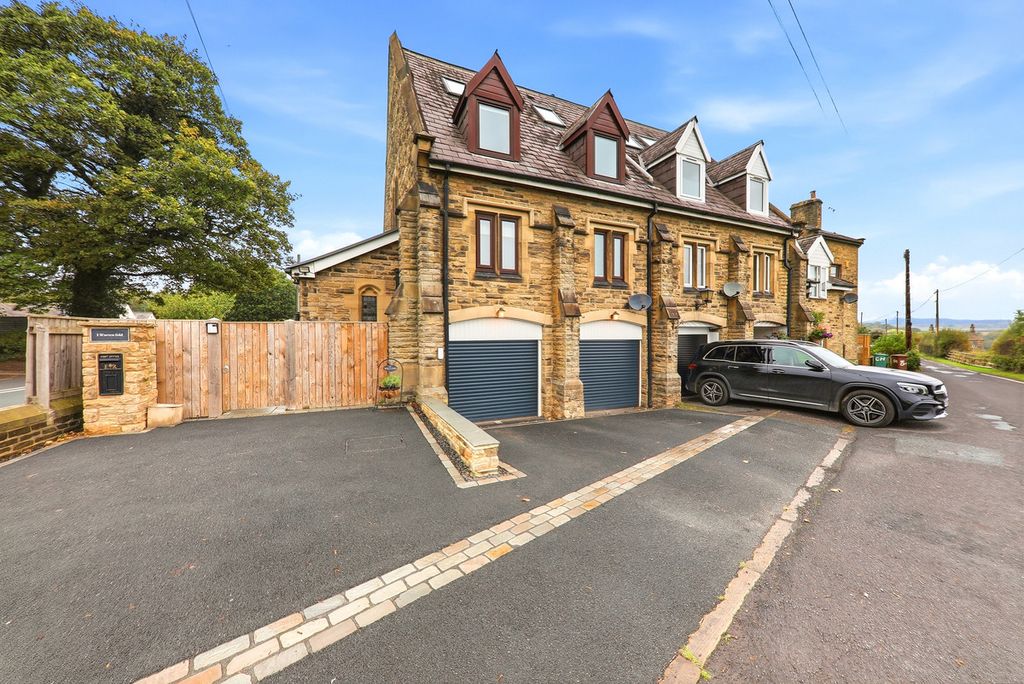 Property photo 1 of 25