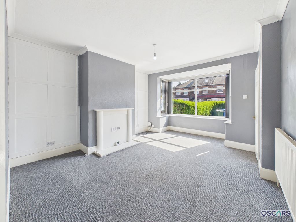 Property photo 2 of 9 Photo 3